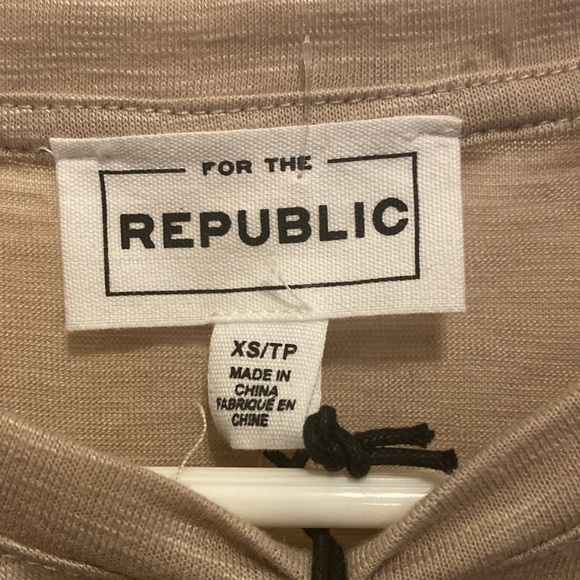 NWT For The Republic top - Picture 2 of 3
